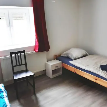 Home2stay Worker Kitchen,wifi,smart Tv,parking *** Casa vacanze Wernau