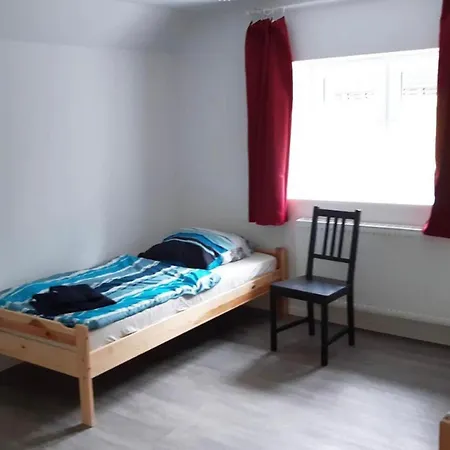 Home2stay Worker Kitchen,wifi,smart Tv,parking *** Casa vacanze *
