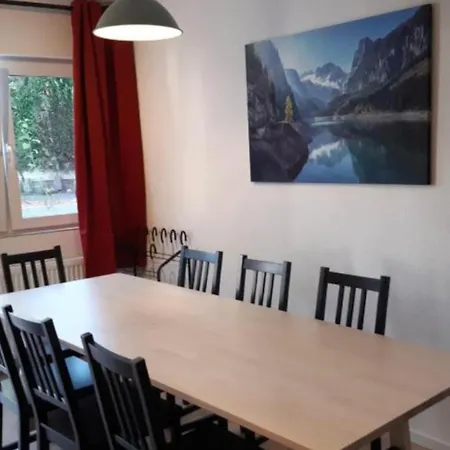 Home2stay Worker Kitchen,wifi,smart Tv,parking *** * Wernau
