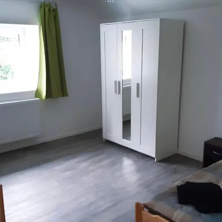 Home2stay Worker Kitchen,wifi,smart Tv,parking ***