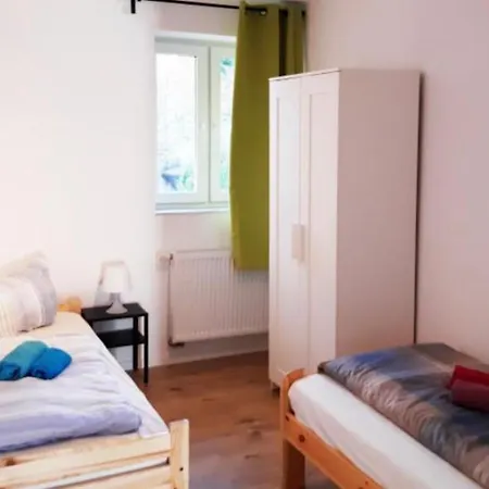 Home2stay Worker Kitchen,wifi,smart Tv,parking ***