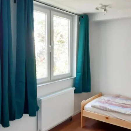 Home2stay Worker Kitchen,wifi,smart Tv,parking ***