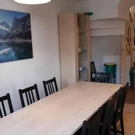 Casa vacanze Home2stay Worker Kitchen,wifi,smart Tv,parking ***